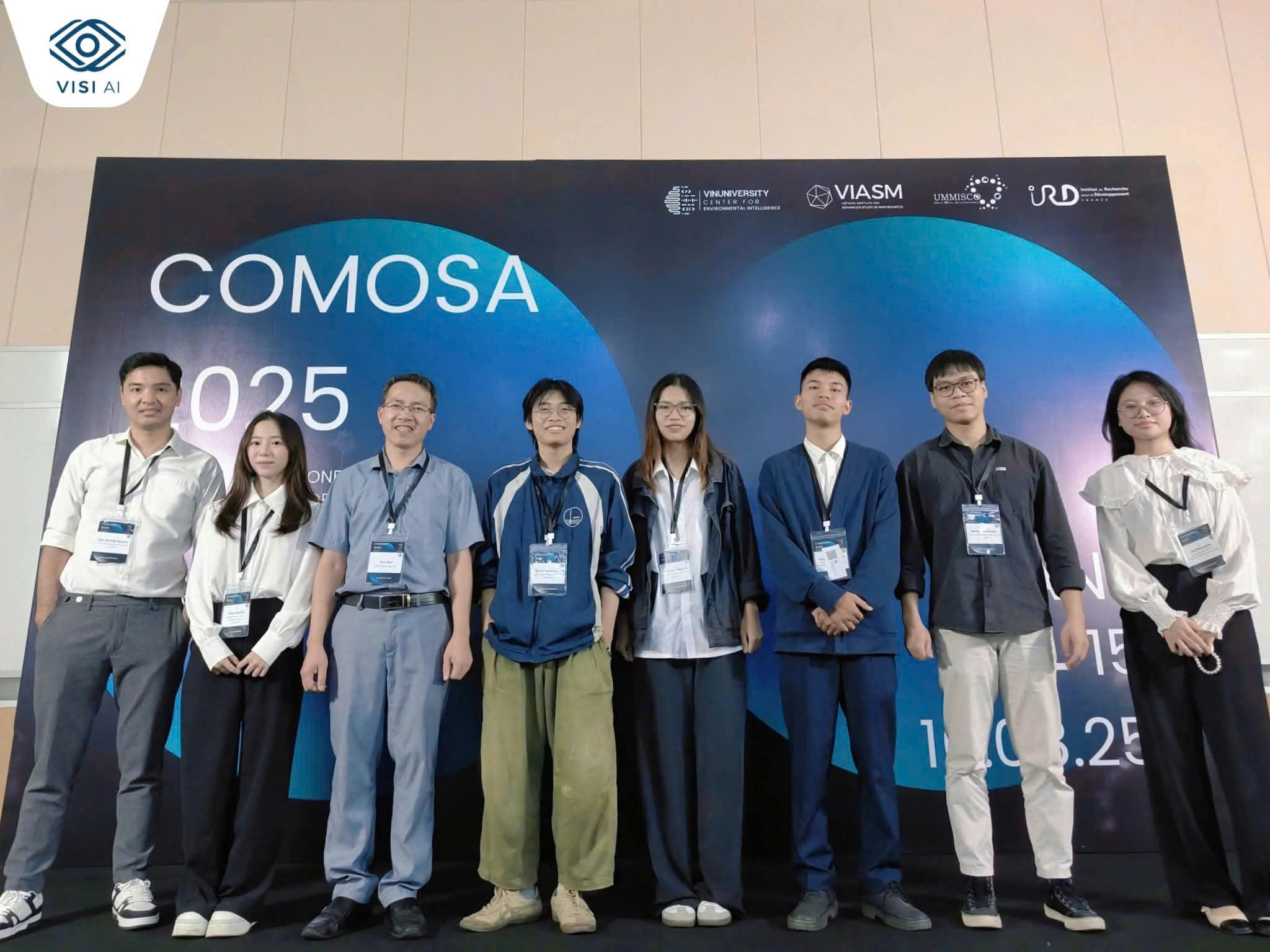 Đội ngũ chuyên gia của VISI AI tham dự hội nghị COMOSA 2025