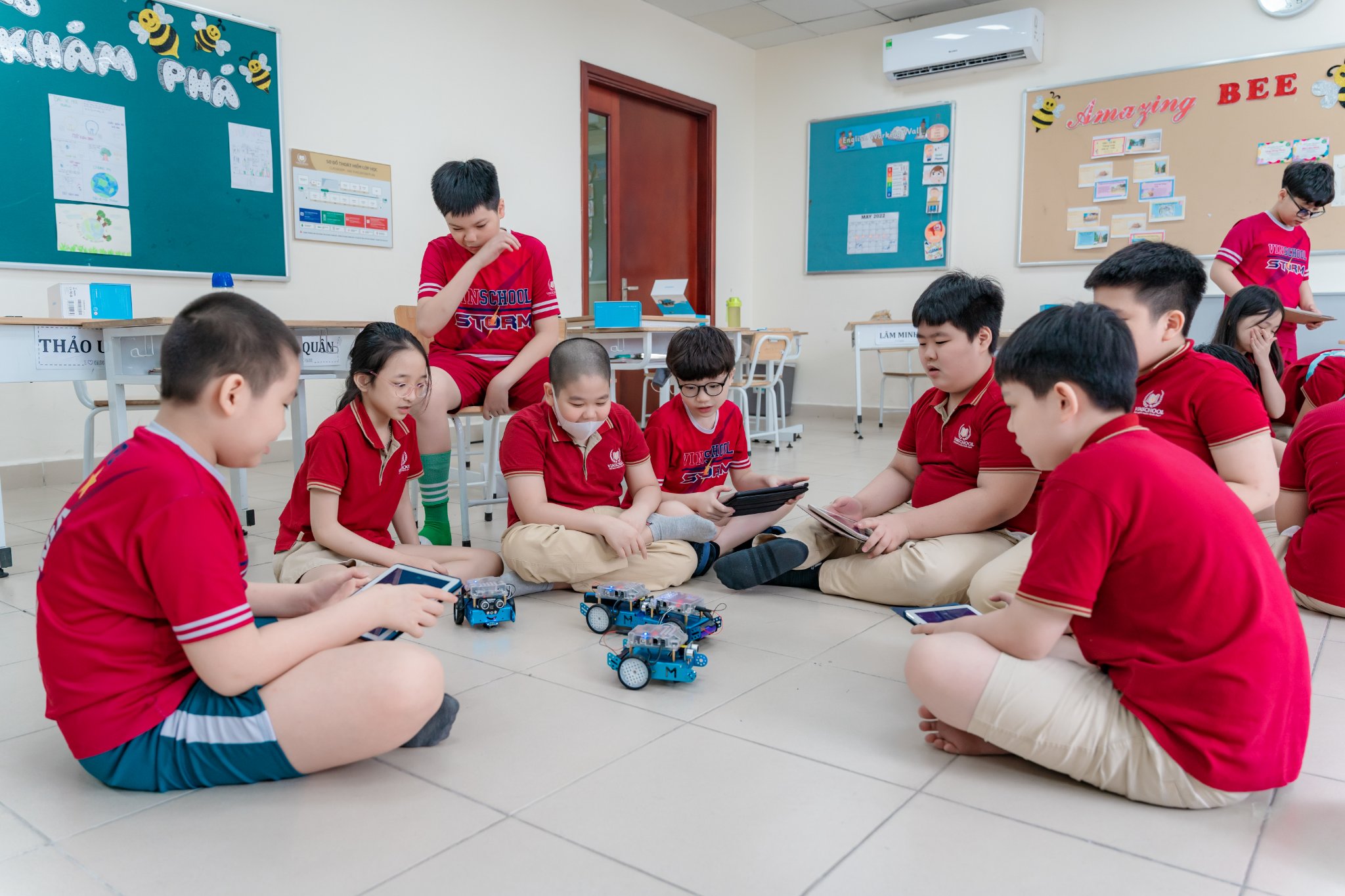 5 lý do Robotics giúp não trẻ học nhanh x3 thông thường. Ảnh ST